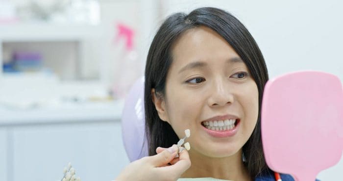 expat-dental-woman-teeth-whitening